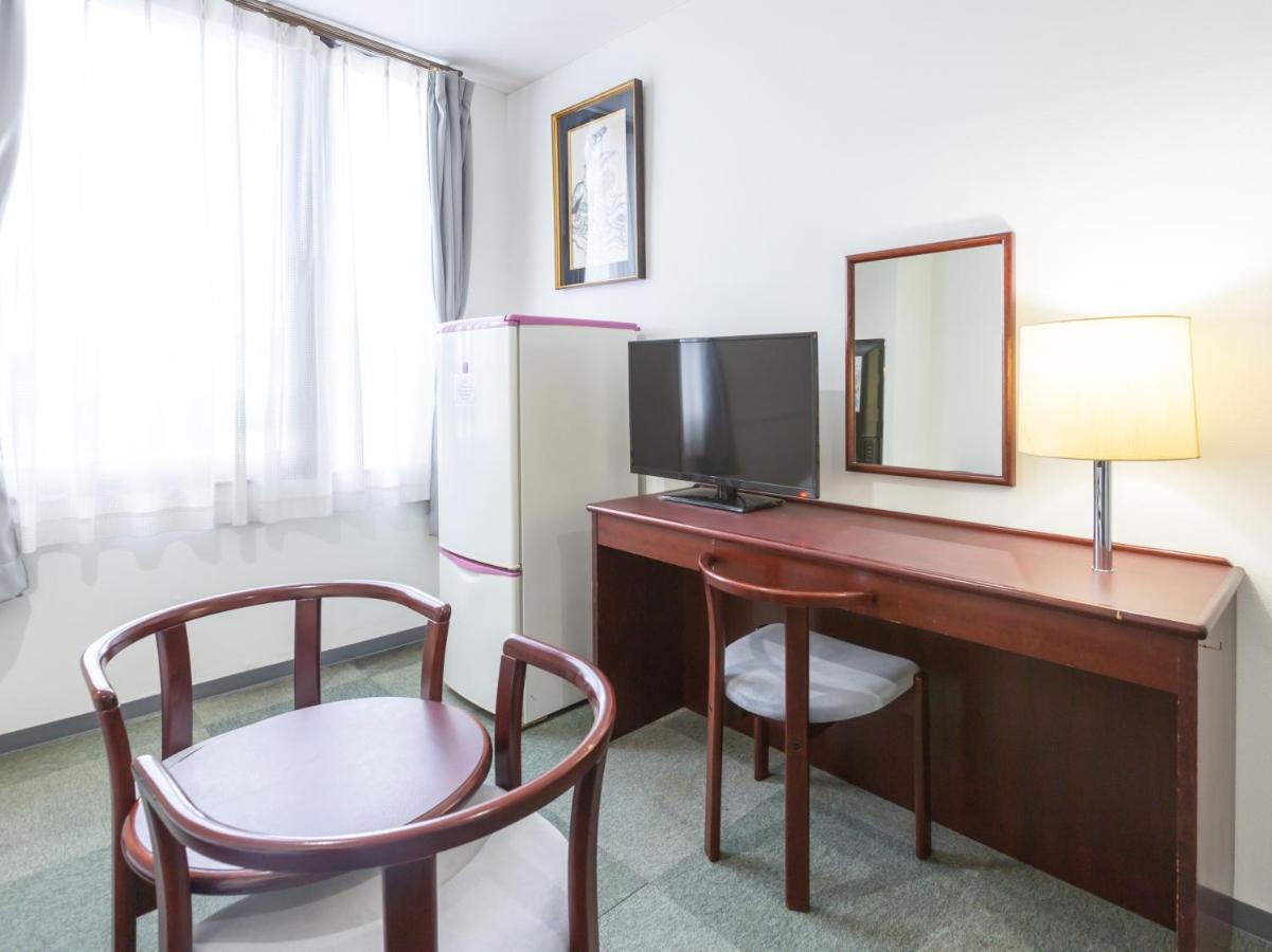 Oyo Sun Hotel Kurayoshi Bagian luar foto