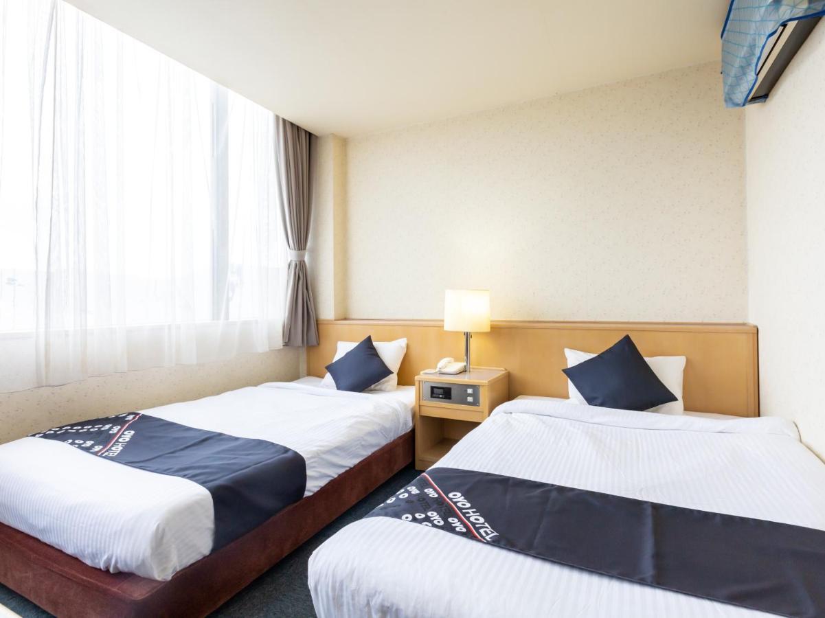 Oyo Sun Hotel Kurayoshi Bagian luar foto